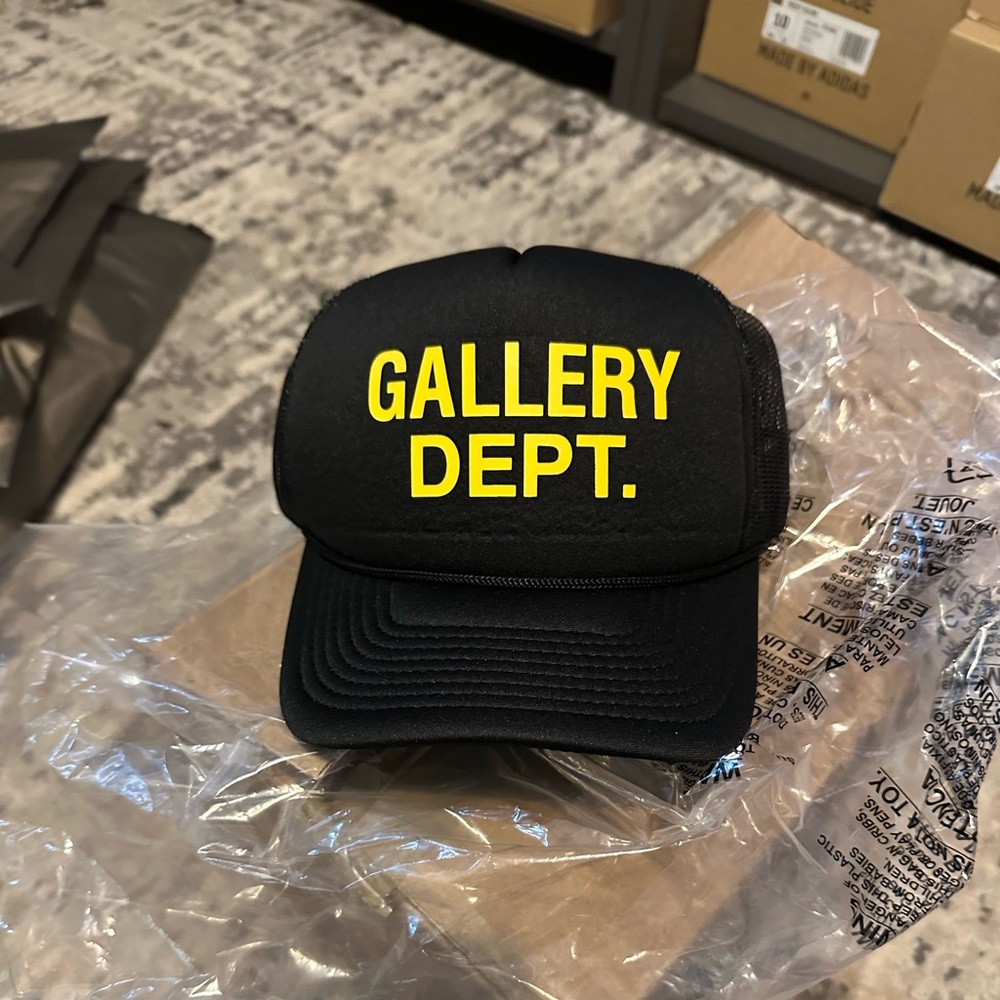 Gallery Dept Black and Yellow Hat